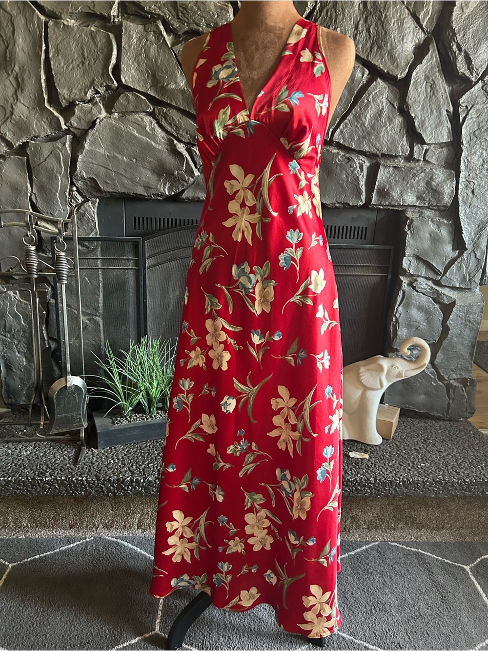 Jones New York Red Floral V‑Neck Maxi Dress